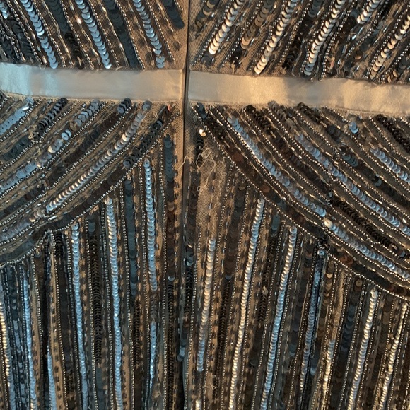 Adrianna Papell show stopper beaded dress! - Picture 8 of 8